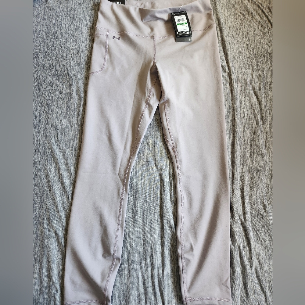 Under Armour Women's Gray Leggings.